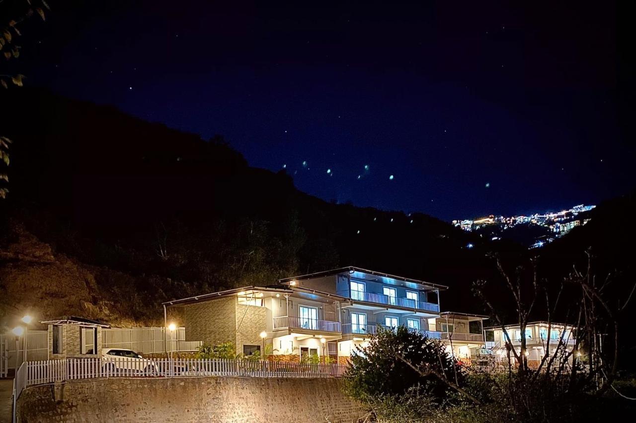 Sl Manor Hill Resort Mussoorie Exterior photo