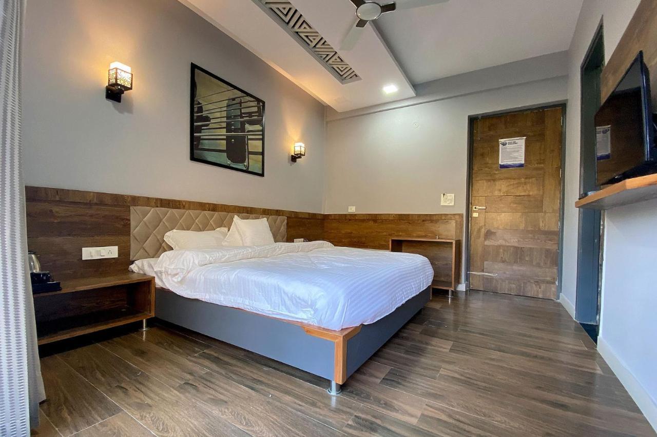 Sl Manor Hill Resort Mussoorie Exterior photo